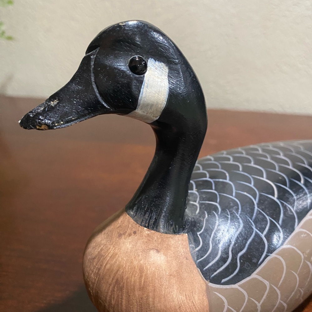 Decorative, Solid Wood, Hand carved, Wooden Canadian Goose - Picture 2 of 8